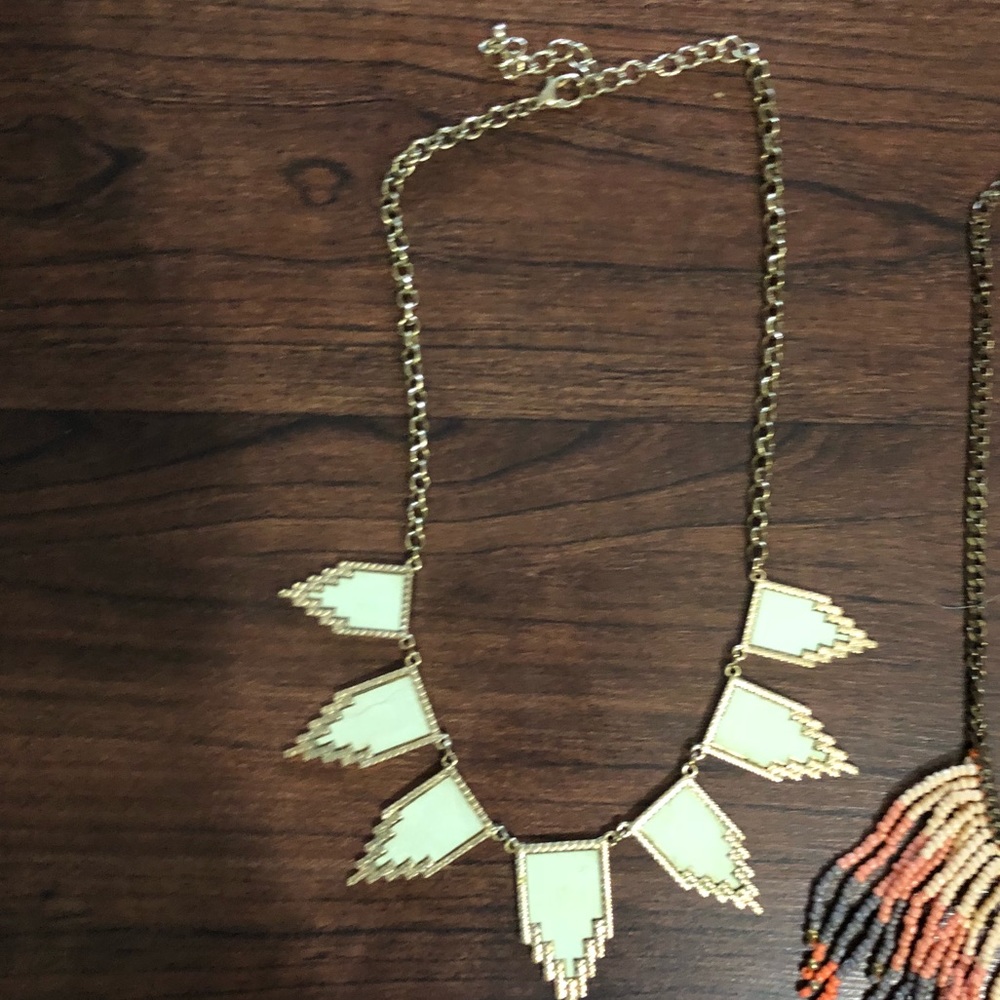 Statement necklace bundle - Picture 3 of 3